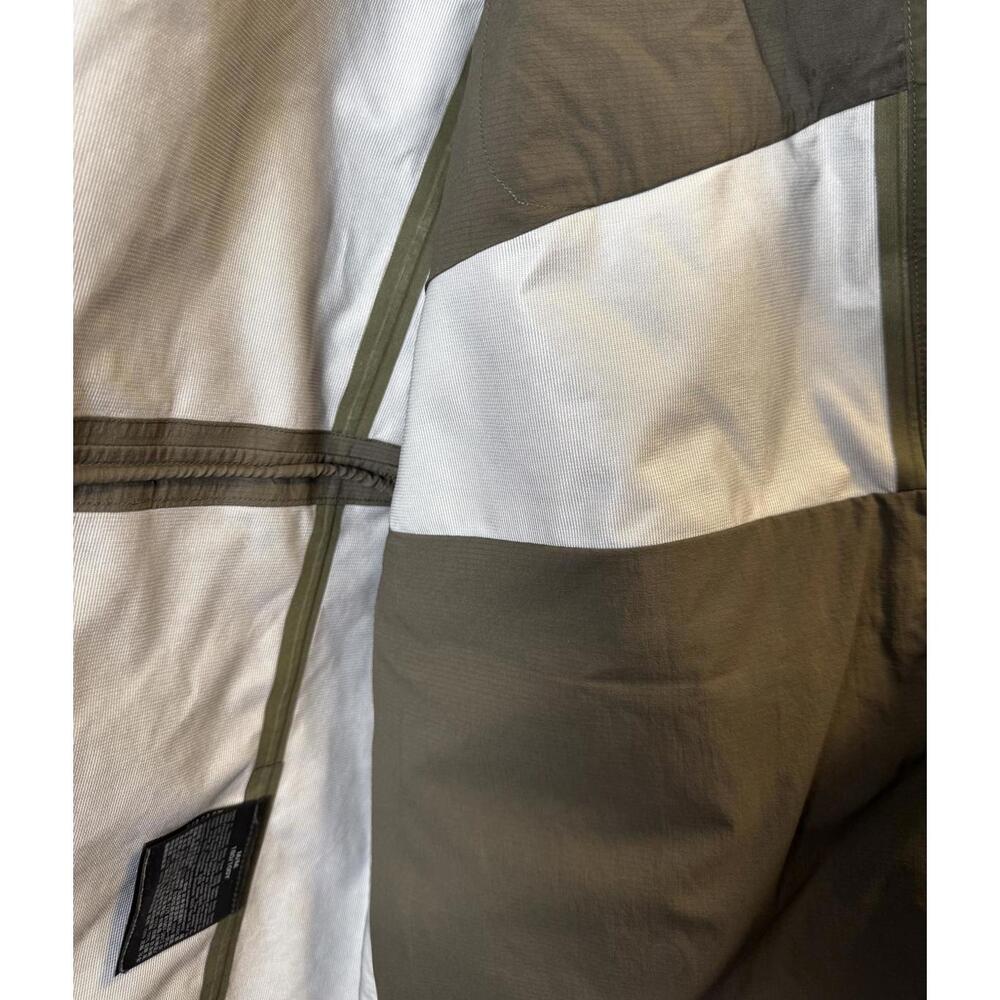 Lululemon Technical Shell Jacket Olive / Dark Gre… - image 7